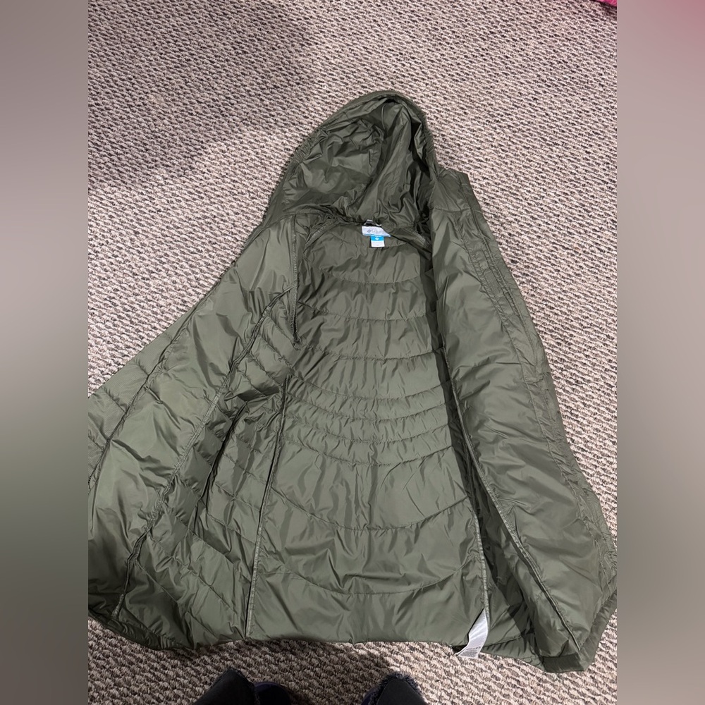Columbia Olive Green Jacket - Picture 2 of 4